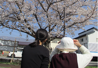 少人数のユニットケアで、
安心と寄り添いのケア